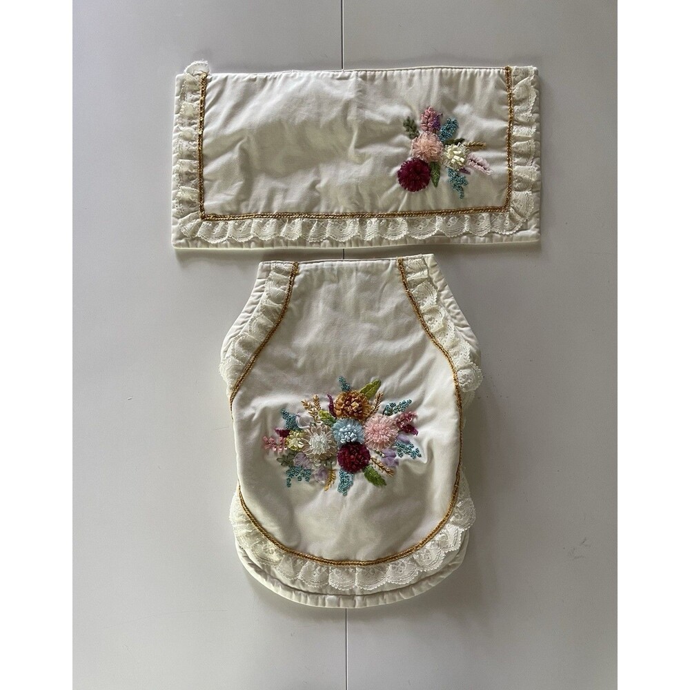 Vintage Ivory Toilet Cover Set with 3D Sewn-In Floral Appliqués and Lace Trim